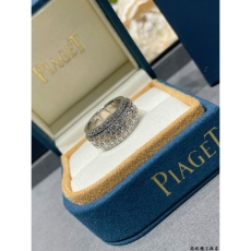 Piaget Rings